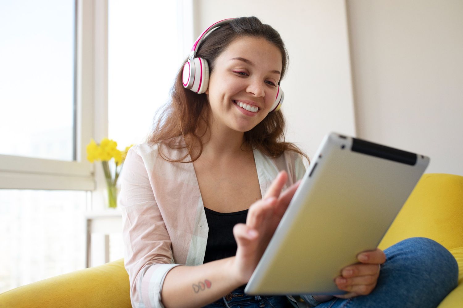Woman in online English conversation club on tablet